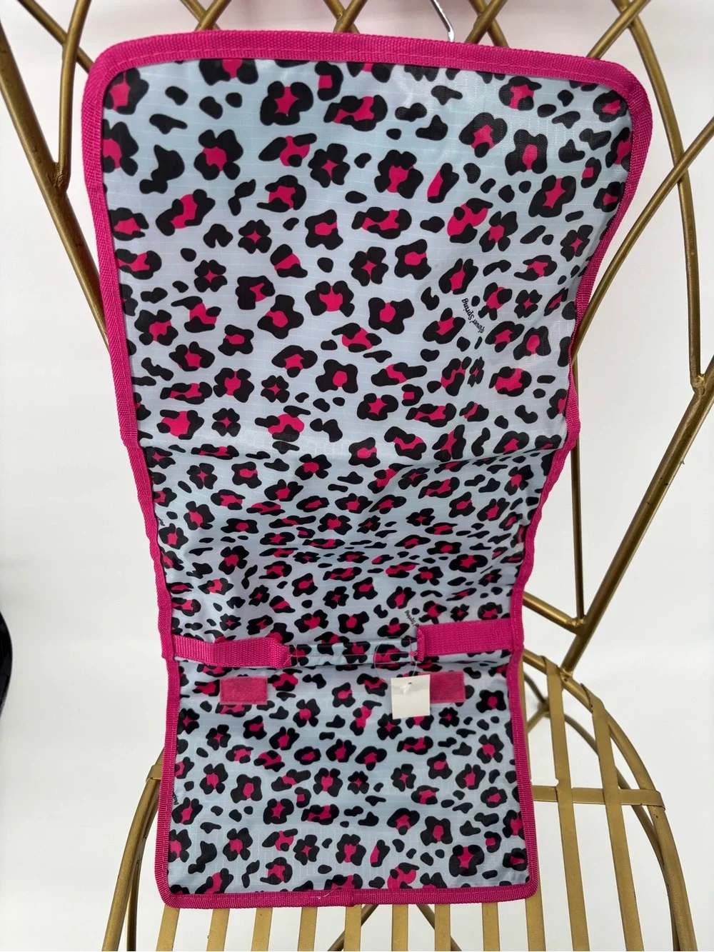 NWT Hot Pink Leopard Travel Organizer. Great gift. Adorable with Monogram. Light